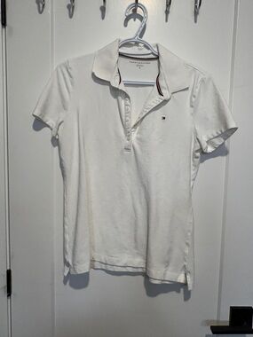 Tommy Hilfiger White Golf Shirt with Signature Trim